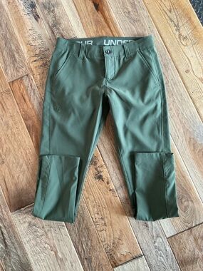 Under Armour Olive Green Women's Cargo Pants size 6